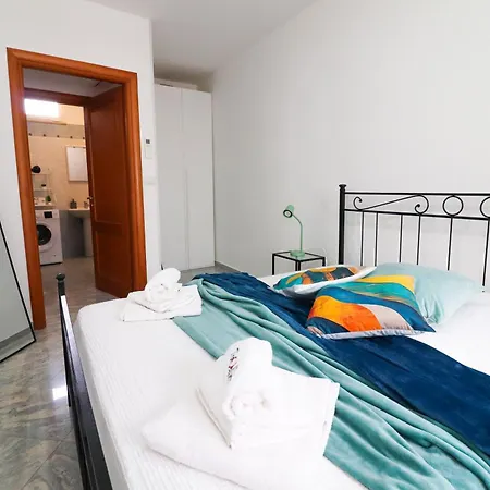 Kales's House Otranto